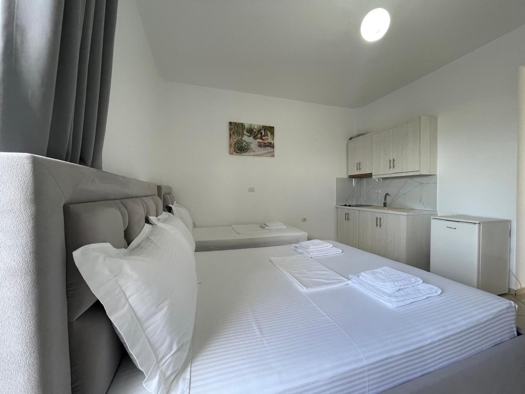 Joni Apartments Ksamil Exterior photo