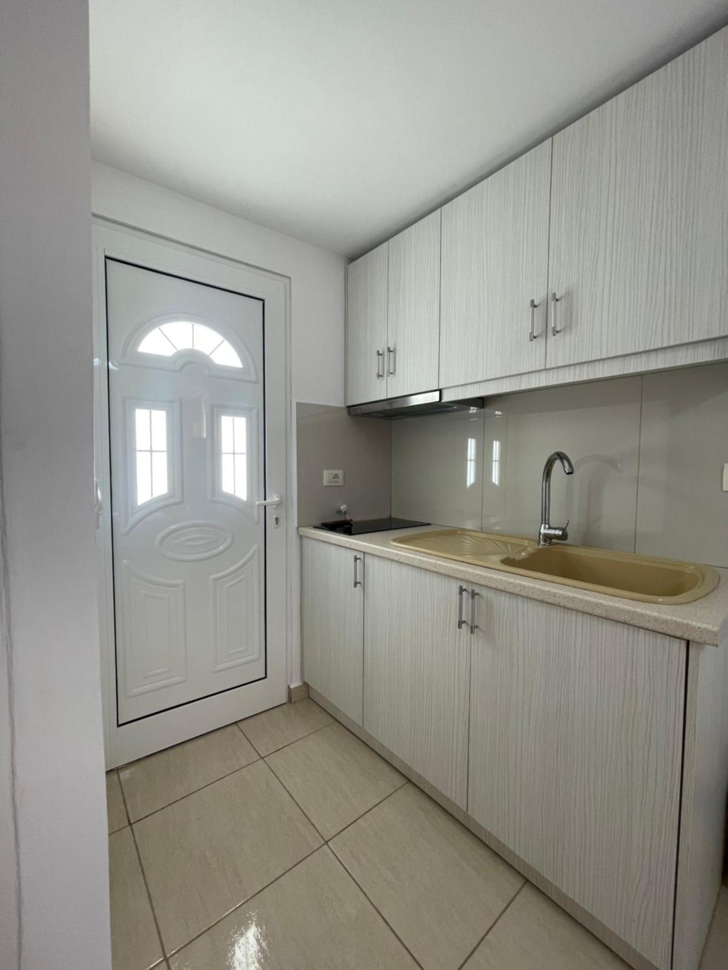 Joni Apartments Ksamil Exterior photo